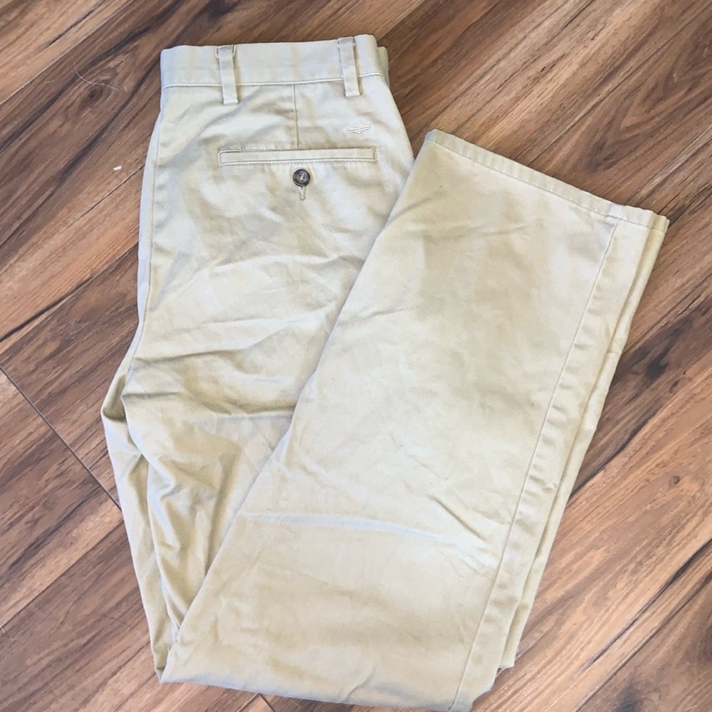 Docker’s classic fit khakis